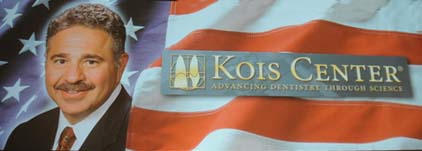 Logotype för Dr John C. Kois - en av världens främsta tandläkare